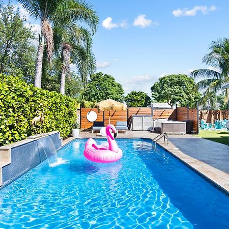 Palms Retreat! Giant Heated Pool-Hottub-Firepit-5Min2Beach-Pets-Ev Chgr Fort Lauderdale Extérieur photo