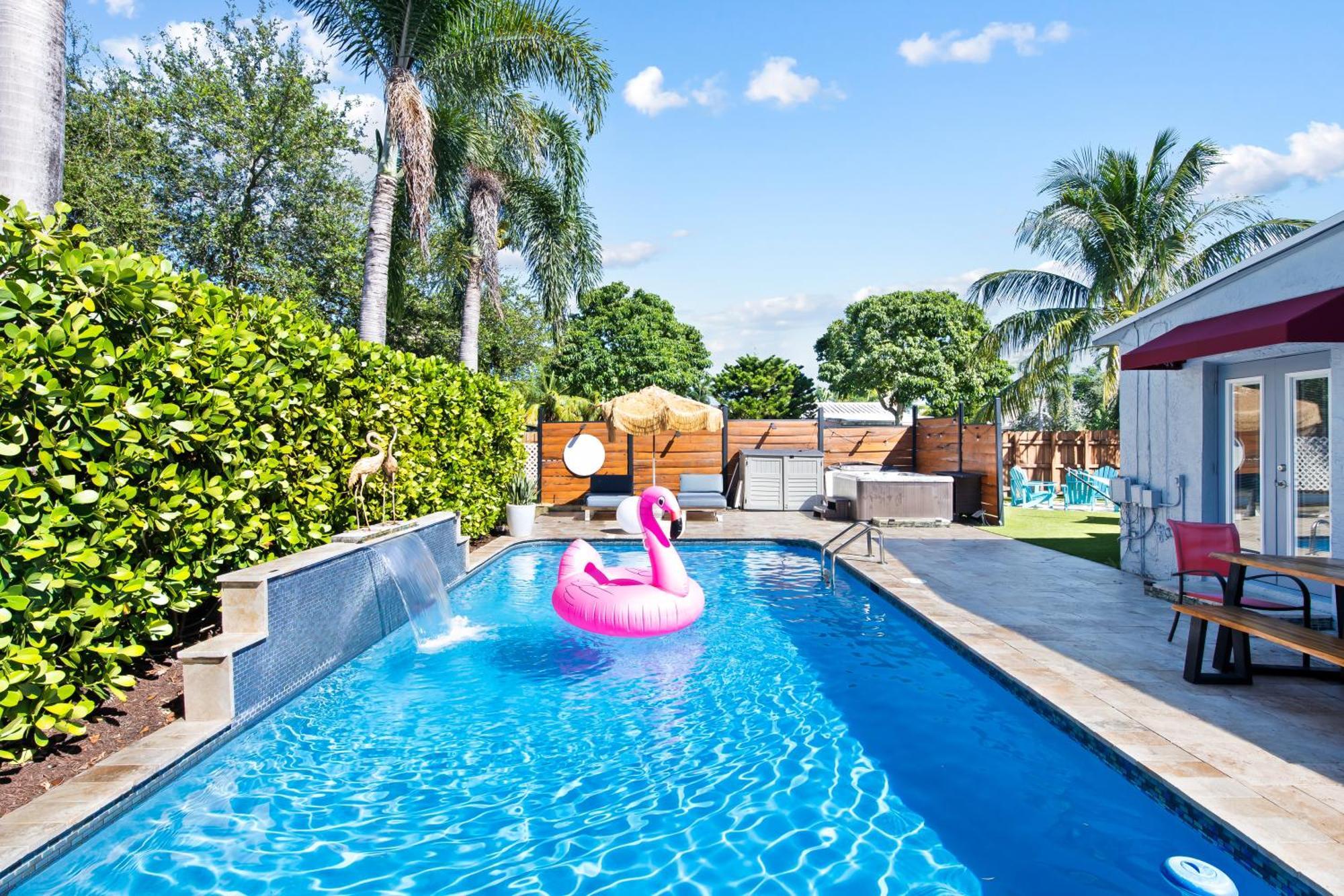 Palms Retreat! Giant Heated Pool-Hottub-Firepit-5Min2Beach-Pets-Ev Chgr Fort Lauderdale Extérieur photo